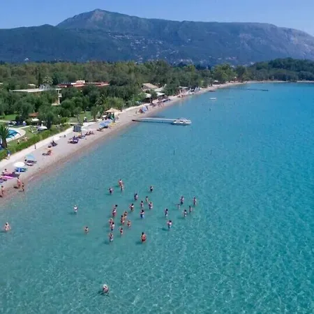 Braziliana Corfu * Dassia (Corfu)